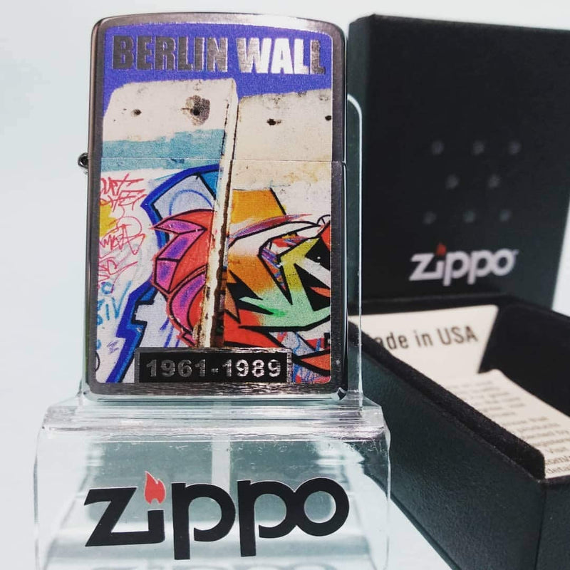Zippo Lighters Windproof Pocket (Berlin Wall)