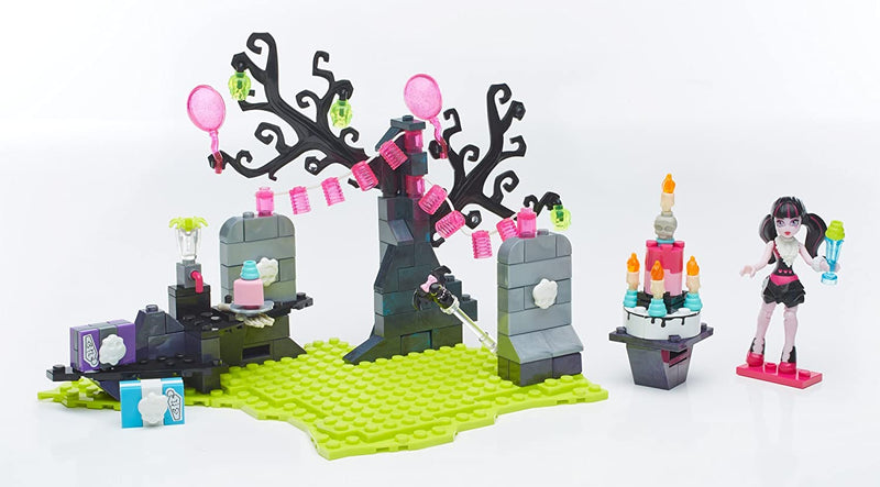 Monster High Draculaura's Birthday Bash Set