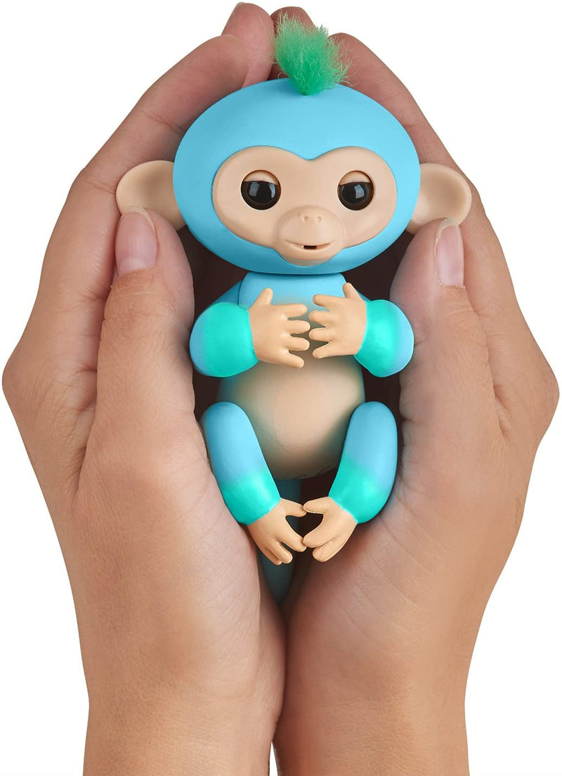 Fingerlings 2Tone Monkey - Charlie (Blue with Green accents)