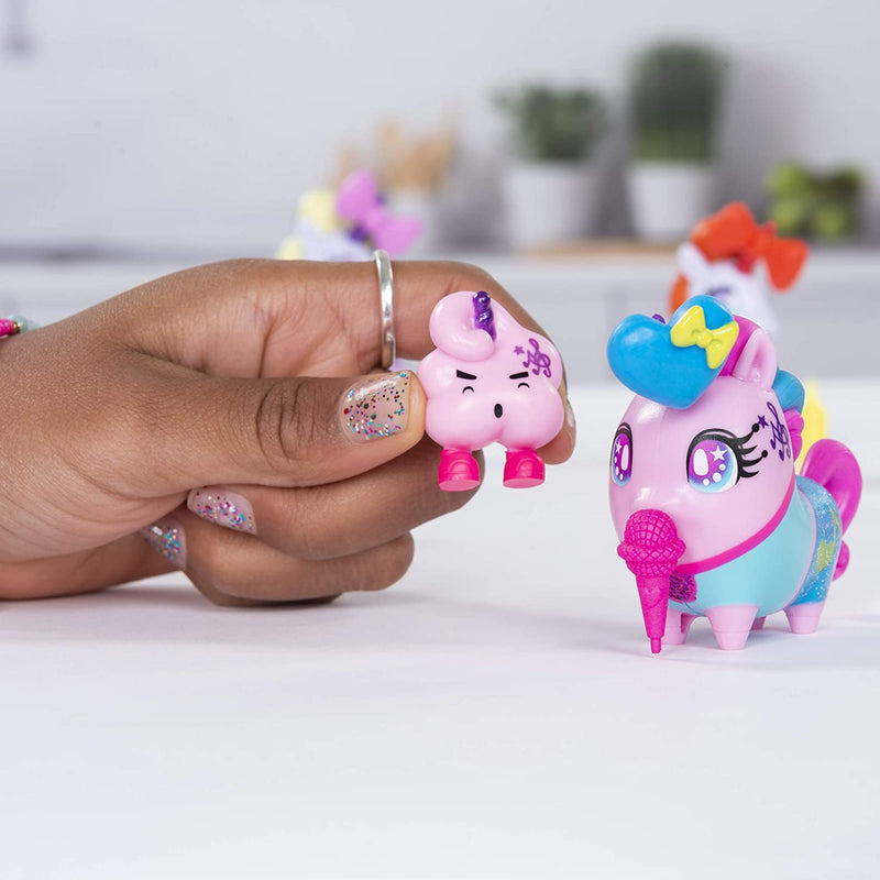 Uni-Verse Collectible Surprise Unicorn with Mystery Accessories (Styles May Vary)