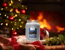 Yankee Candle Medium Jar Scented Candle, Candlelit Cabin, Alpine Christmas Collection, Up to 75 Hours Burn Time