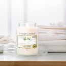 Yankee Candle Scented Candle | Scented Candle | Fluffy Towels Large Jar Candle | Burn Time: Up to 150 Hours