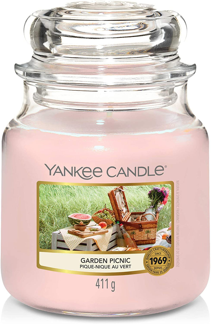 Yankee Candle Medium Jar Candle | Garden Picnic Scented Candle | Up to 75 Hours Burn Time | Garden Hideaway Collection